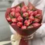 Букет из красных тюльпанов